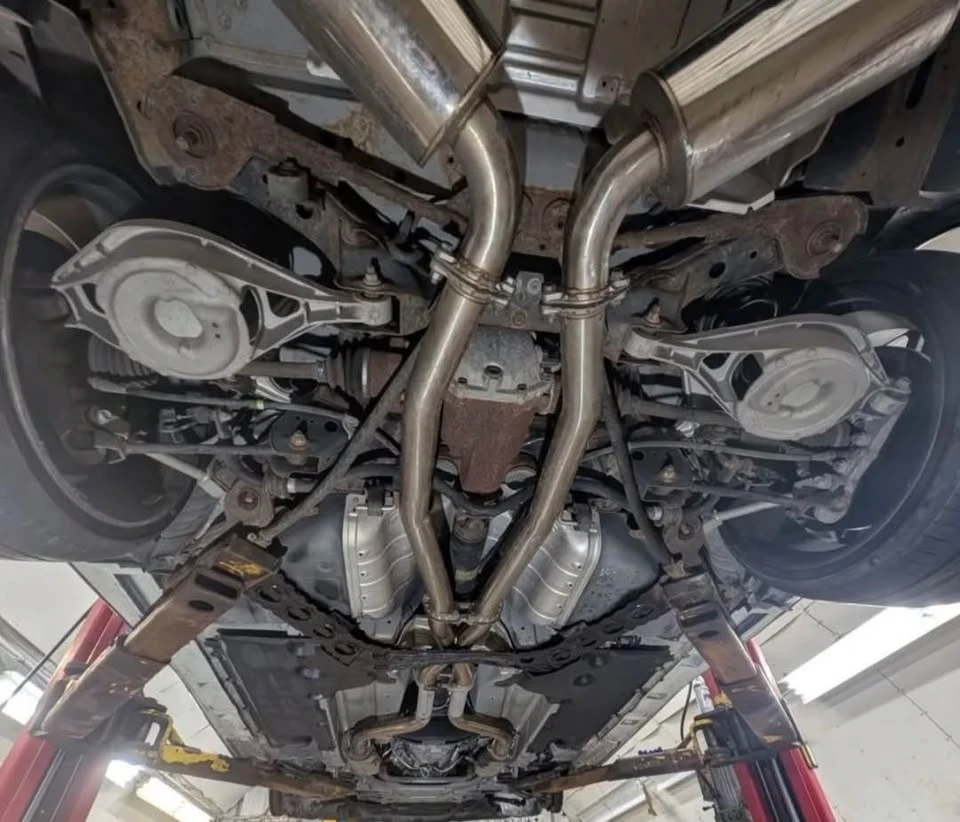 Nissan 370Z * Invidia exhaust * Vented hood * LSD* , снимка 5 - Автомобили и джипове - 54097655