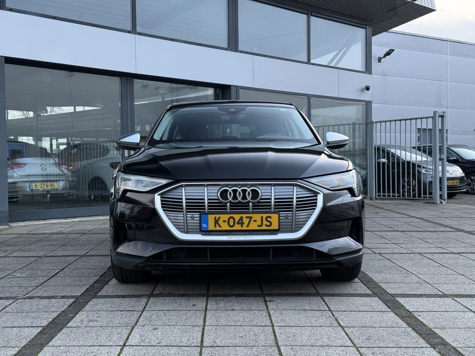 Audi E-Tron Sportback 55 Quattro, снимка 3 - Автомобили и джипове - 54191275