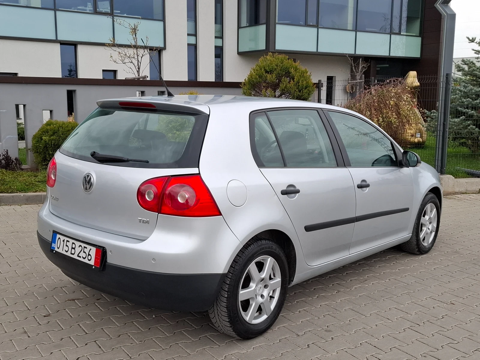 VW Golf 1.9TDI* (90кс)* * 6-СКОРОСТИ* * HОВ ВНОС* * , снимка 11 - Автомобили и джипове - 54208240