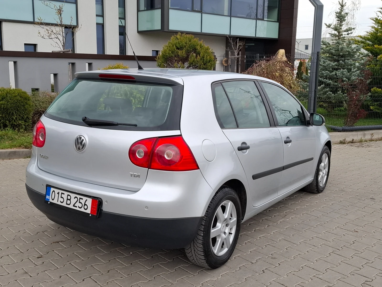 VW Golf 1.9TDI* (90кс)* * 6-СКОРОСТИ* * HОВ ВНОС* * , снимка 10 - Автомобили и джипове - 54208240