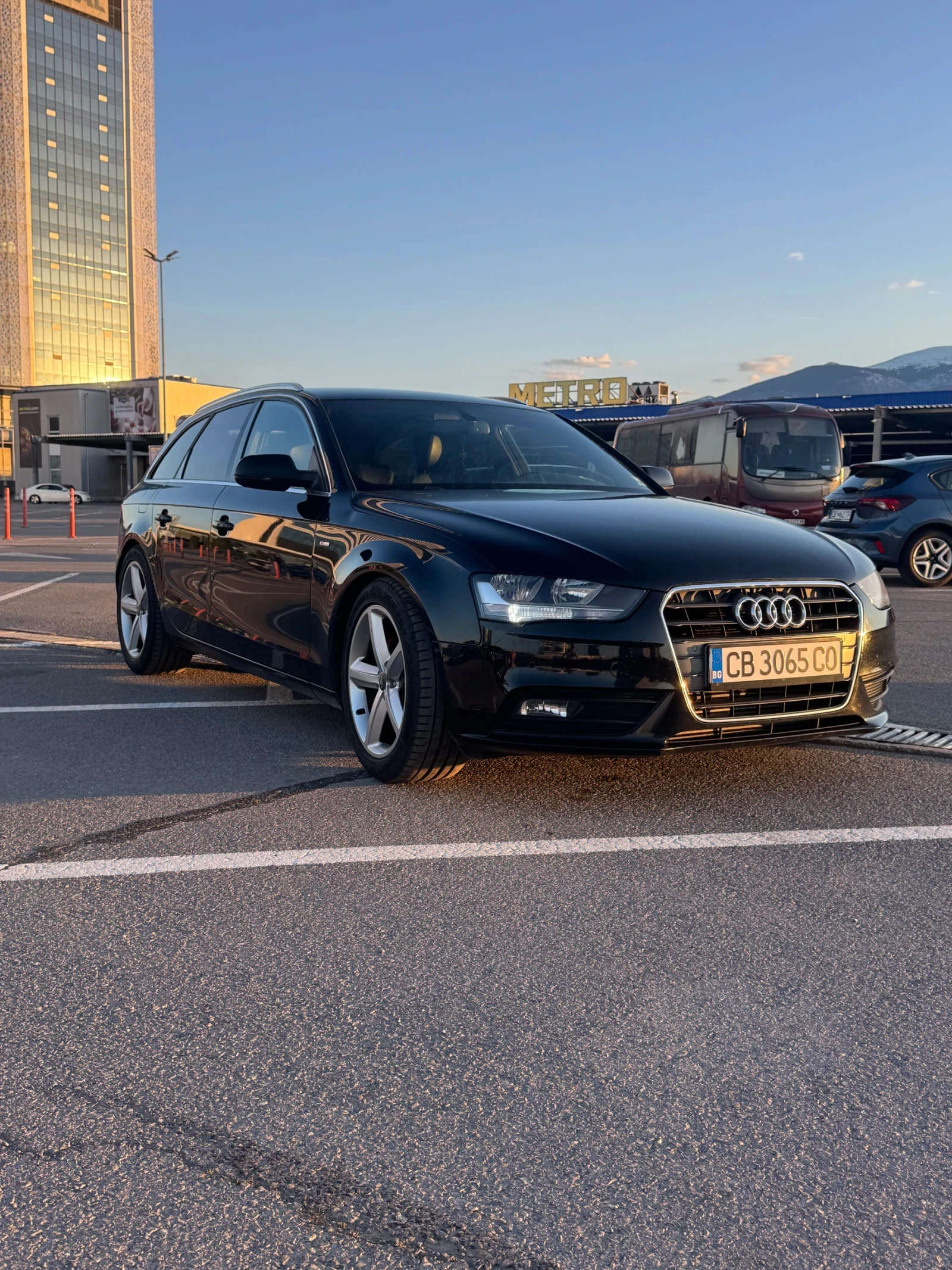 Audi A4, снимка 3 - Автомобили и джипове - 54248281