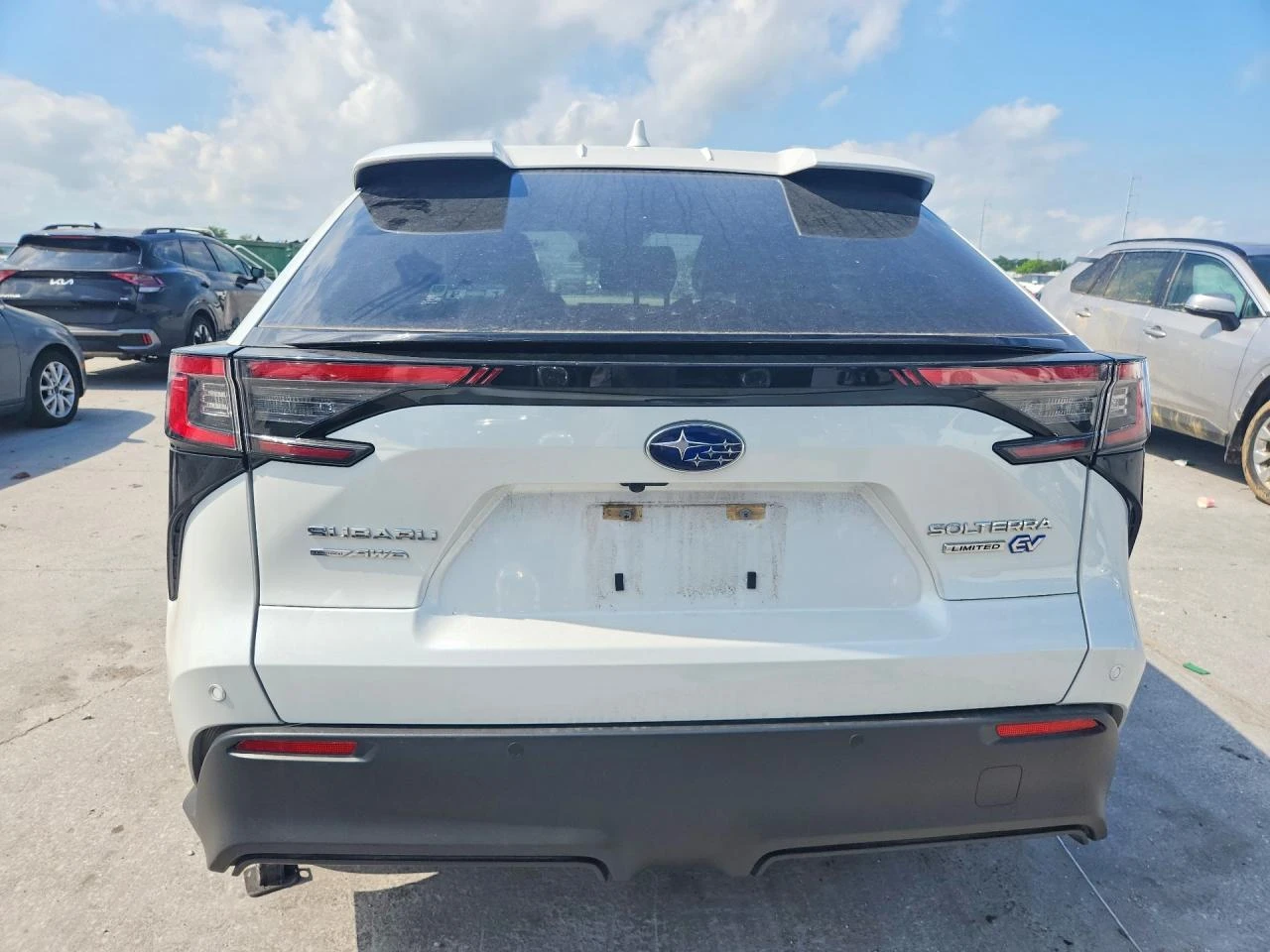 Subaru Solterra Limited AWD, снимка 6 - Автомобили и джипове - 54348288