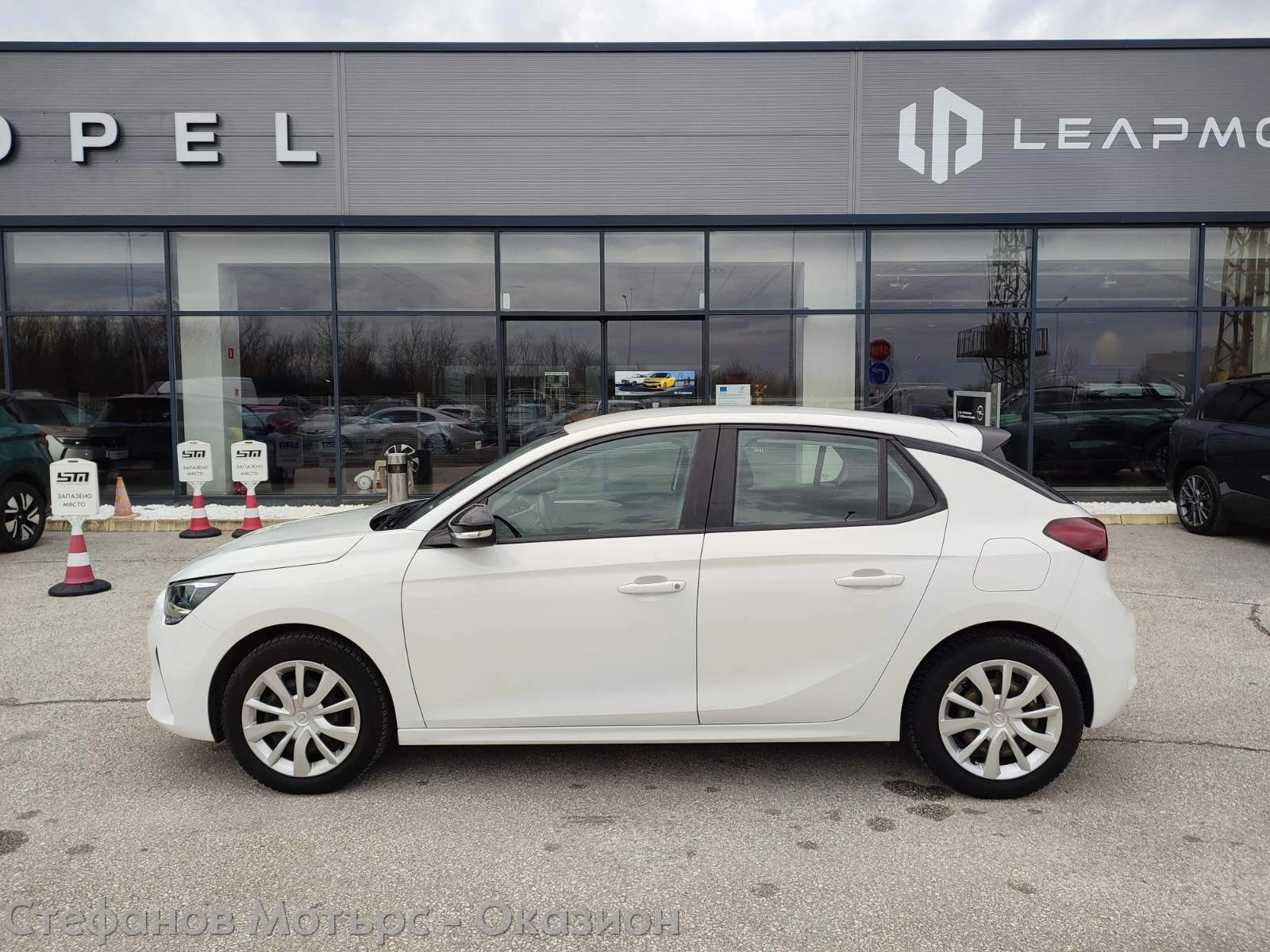 Opel Corsa Edition 1.2 (75HP) MT5, снимка 4 - Автомобили и джипове - 54560231