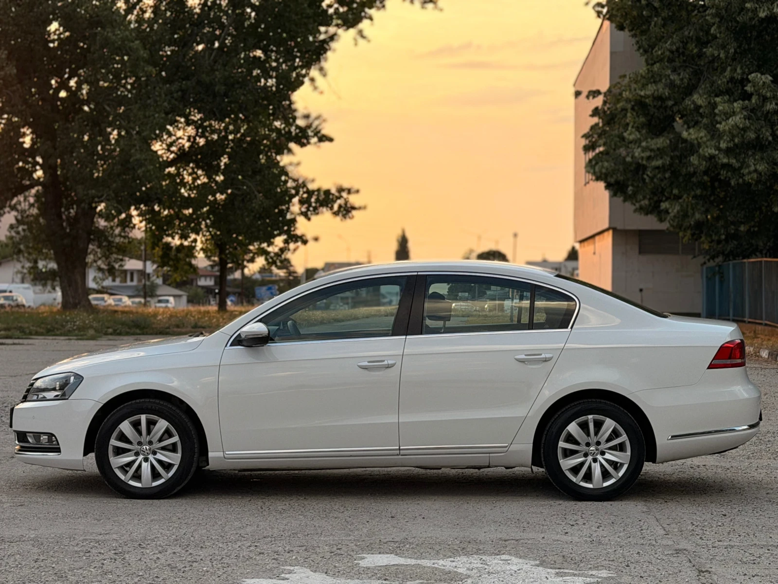 VW Passat 1.4TSI/МЕТАН/ИТАЛИЯ, снимка 2 - Автомобили и джипове - 55340292