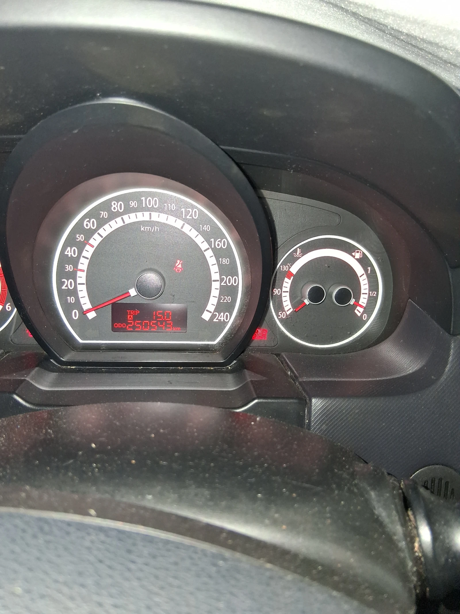Kia Ceed, снимка 7 - Автомобили и джипове - 55645634