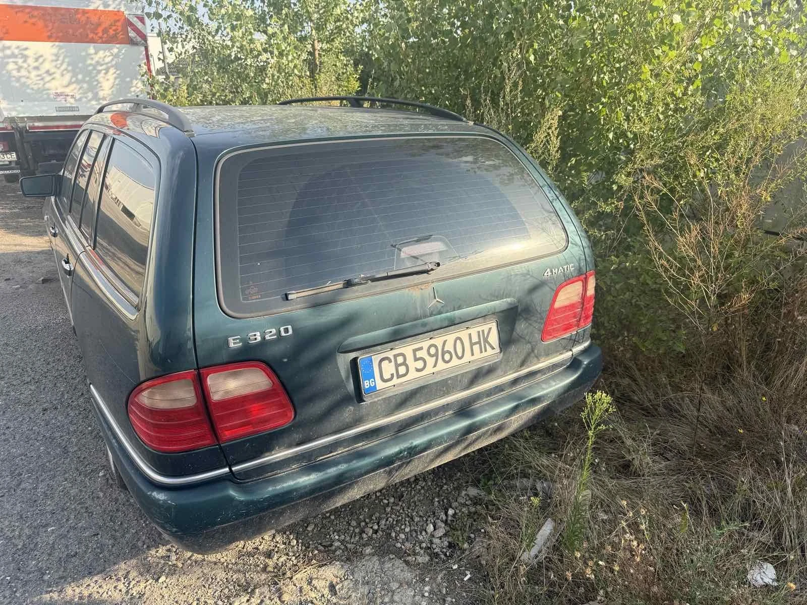 Mercedes-Benz E 320, снимка 2 - Автомобили и джипове - 55888031
