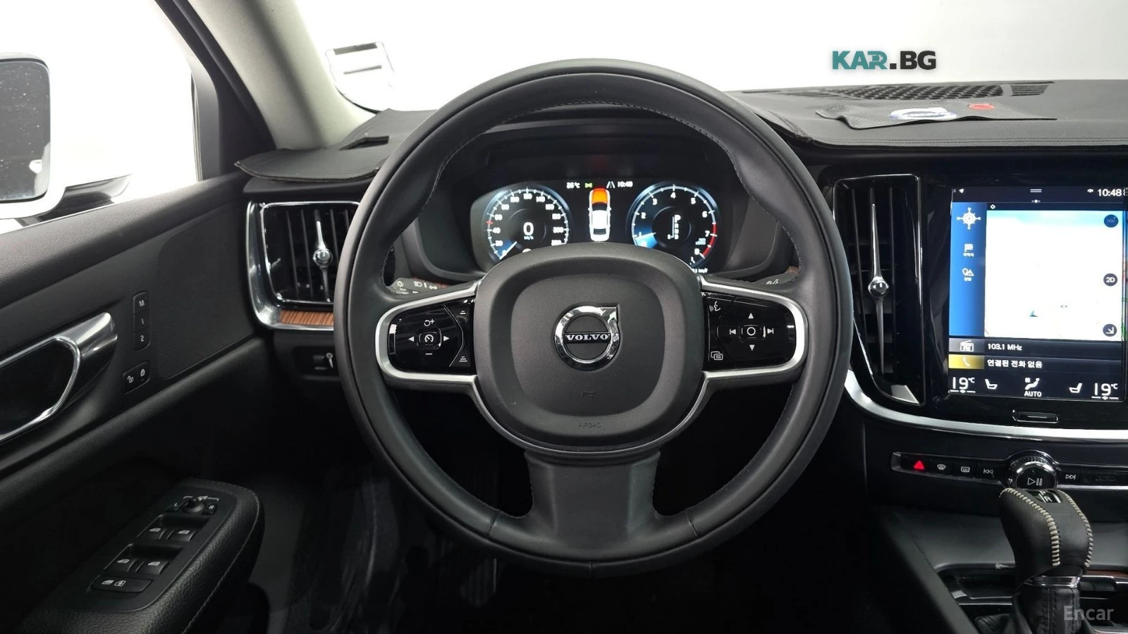 Volvo S60 T5* MOMENTUM* DISTRONIC* ПОДГРЕВ* КАМЕРА* ХЕДЪП* , снимка 6 - Автомобили и джипове - 55976744