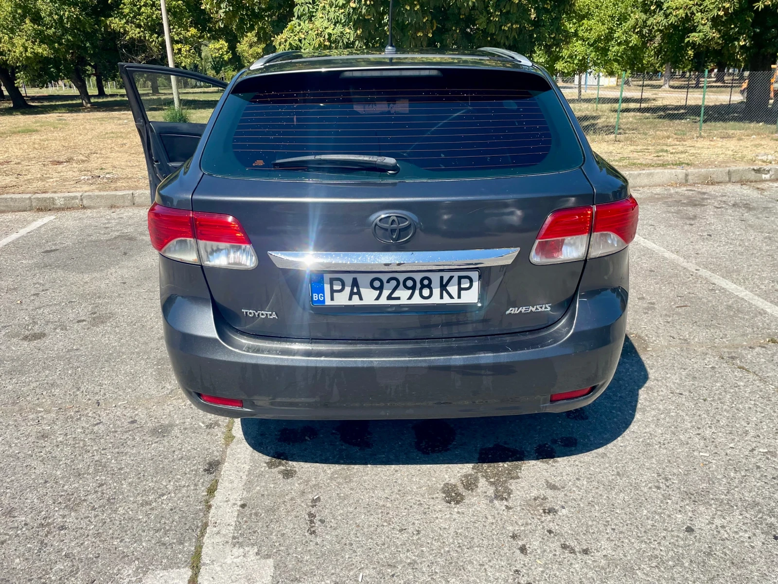Toyota Avensis Фейслифт , снимка 14 - Автомобили и джипове - 55994216