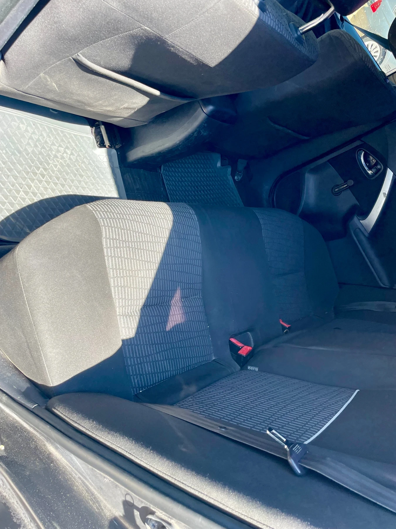 Toyota Avensis Фейслифт , снимка 13 - Автомобили и джипове - 55994216