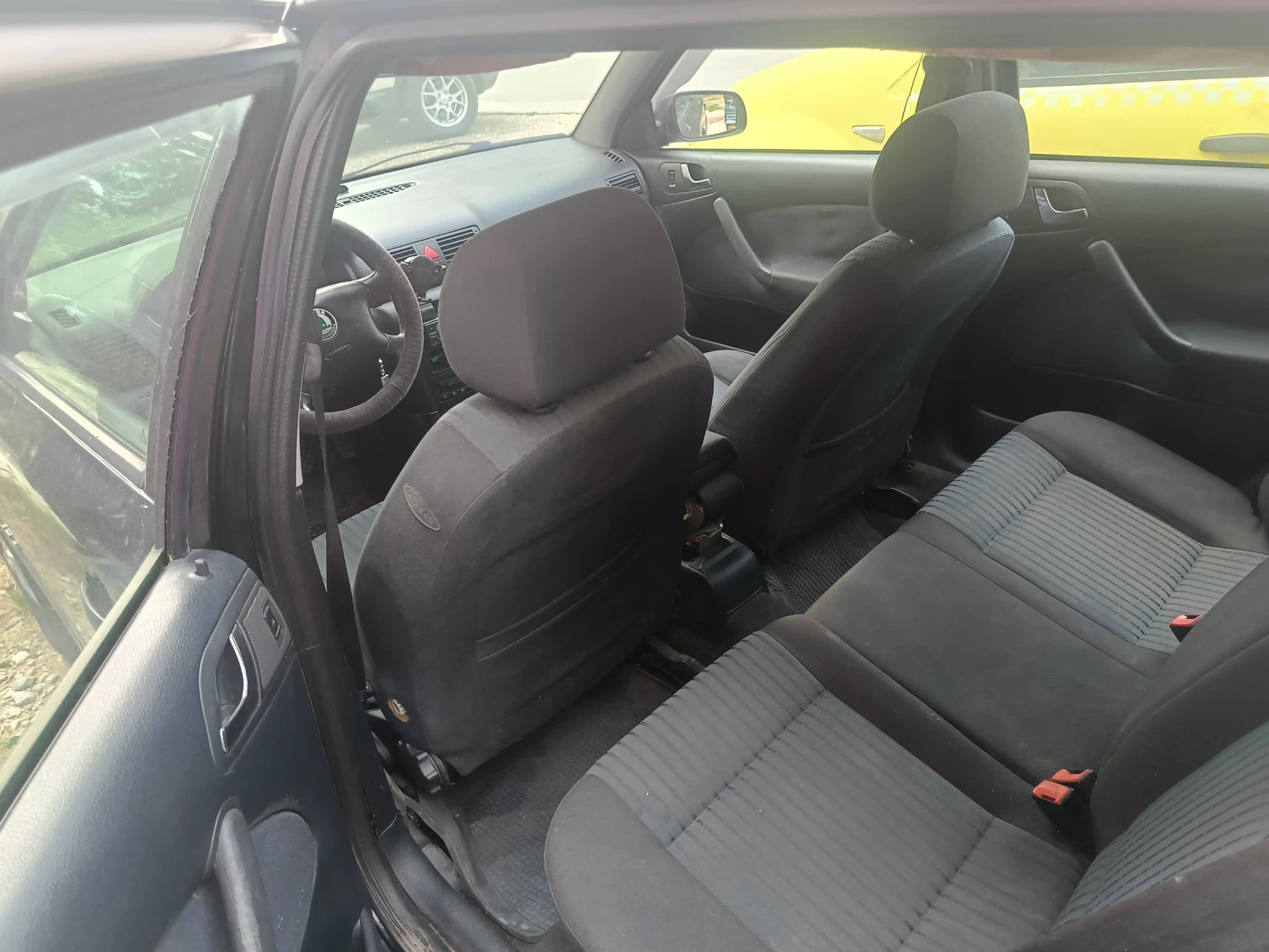 Skoda Octavia, снимка 10 - Автомобили и джипове - 56144395