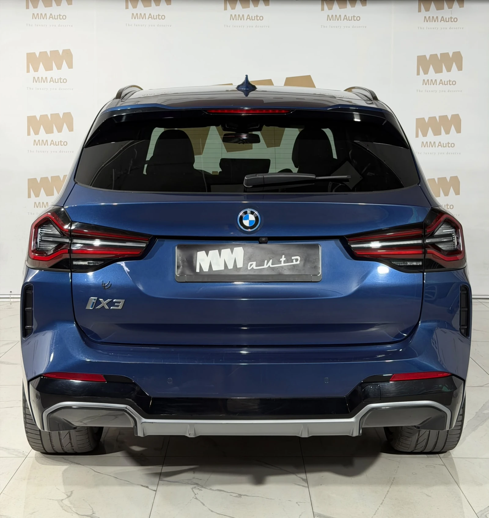 BMW iX3 M-Sport* HuD* Pano* H/K, снимка 5 - Автомобили и джипове - 56211163