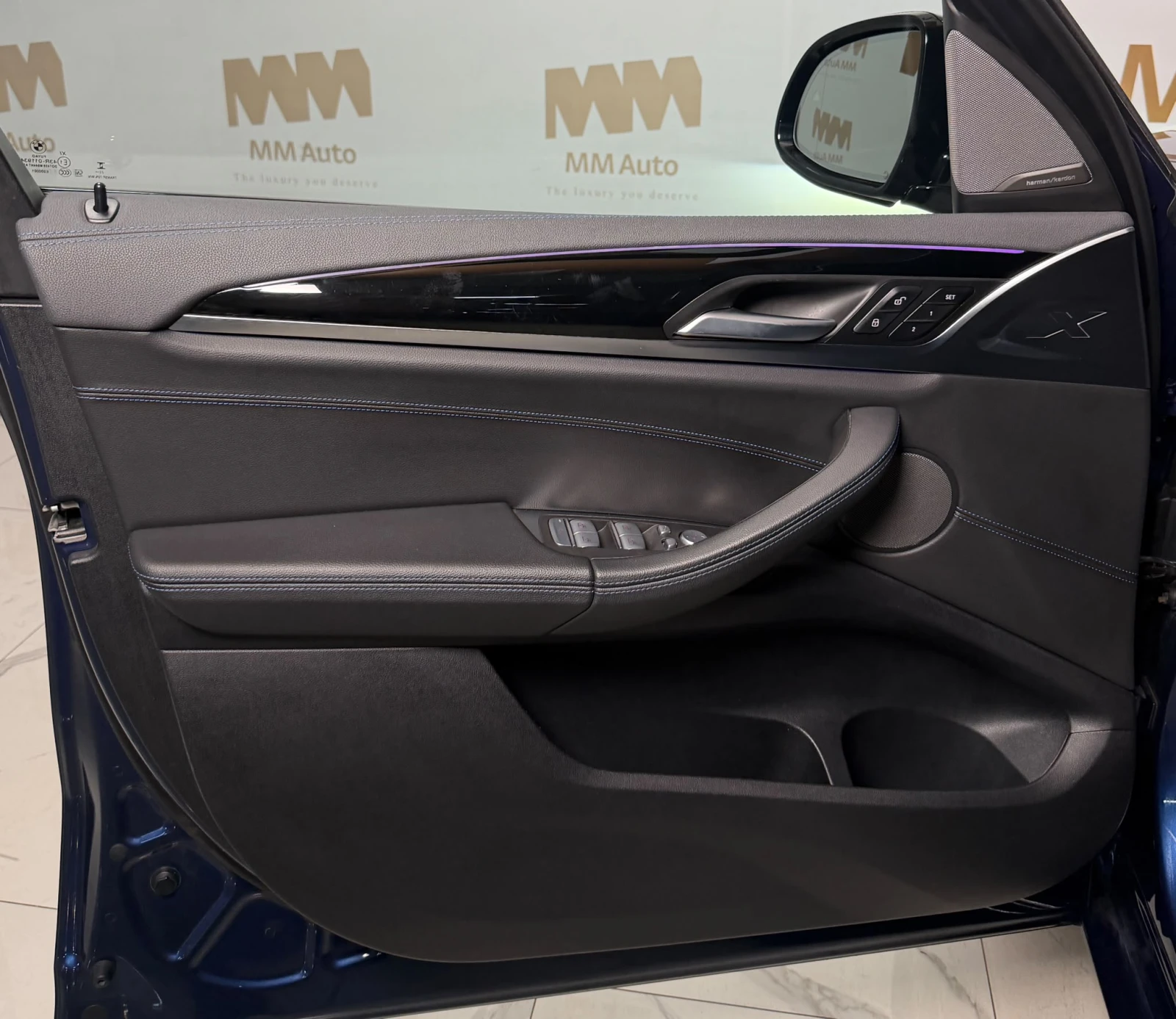 BMW iX3 M-Sport* HuD* Pano* H/K, снимка 6 - Автомобили и джипове - 56211163