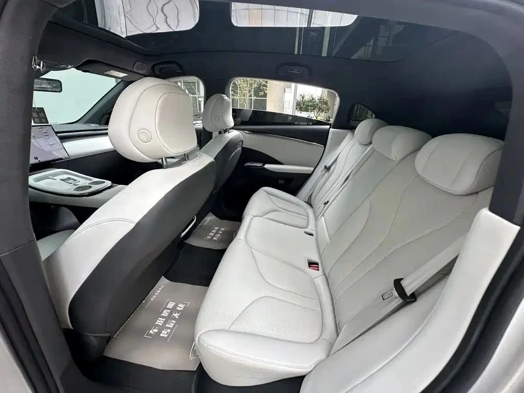 Xpeng G6, снимка 11 - Автомобили и джипове - 56686401