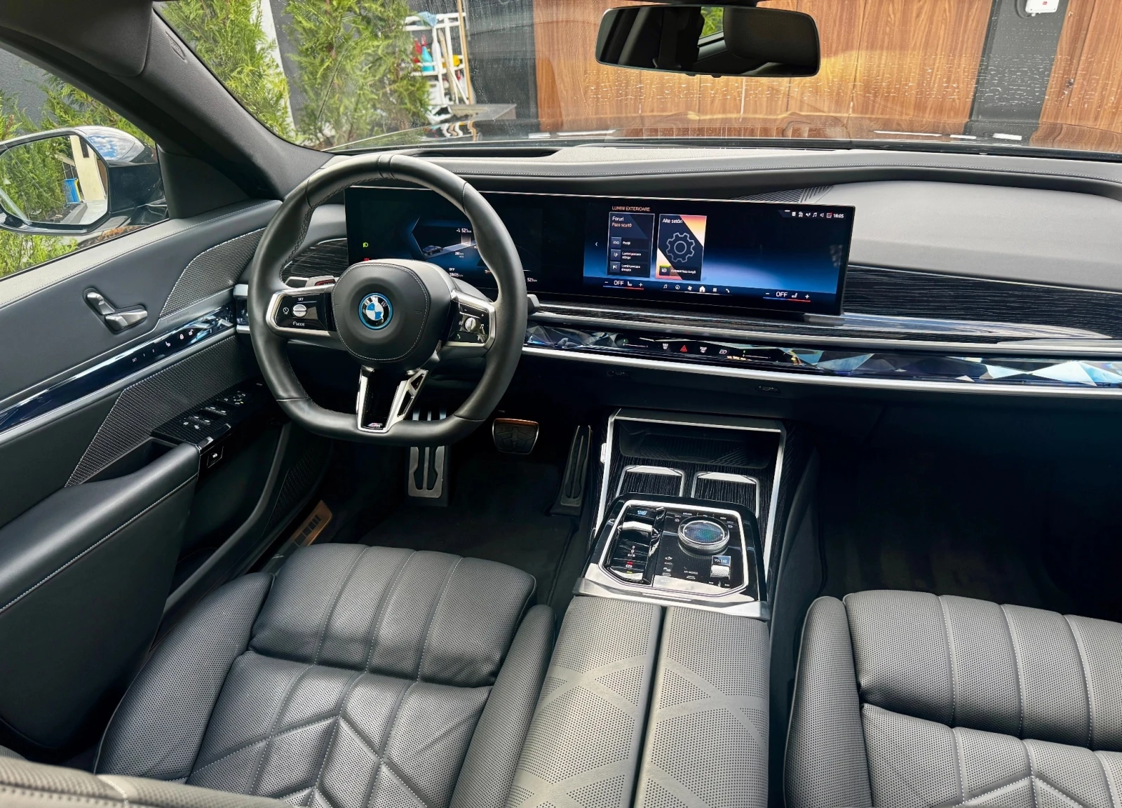 BMW i7 105.7 kWh xDrive60, снимка 10 - Автомобили и джипове - 56705276