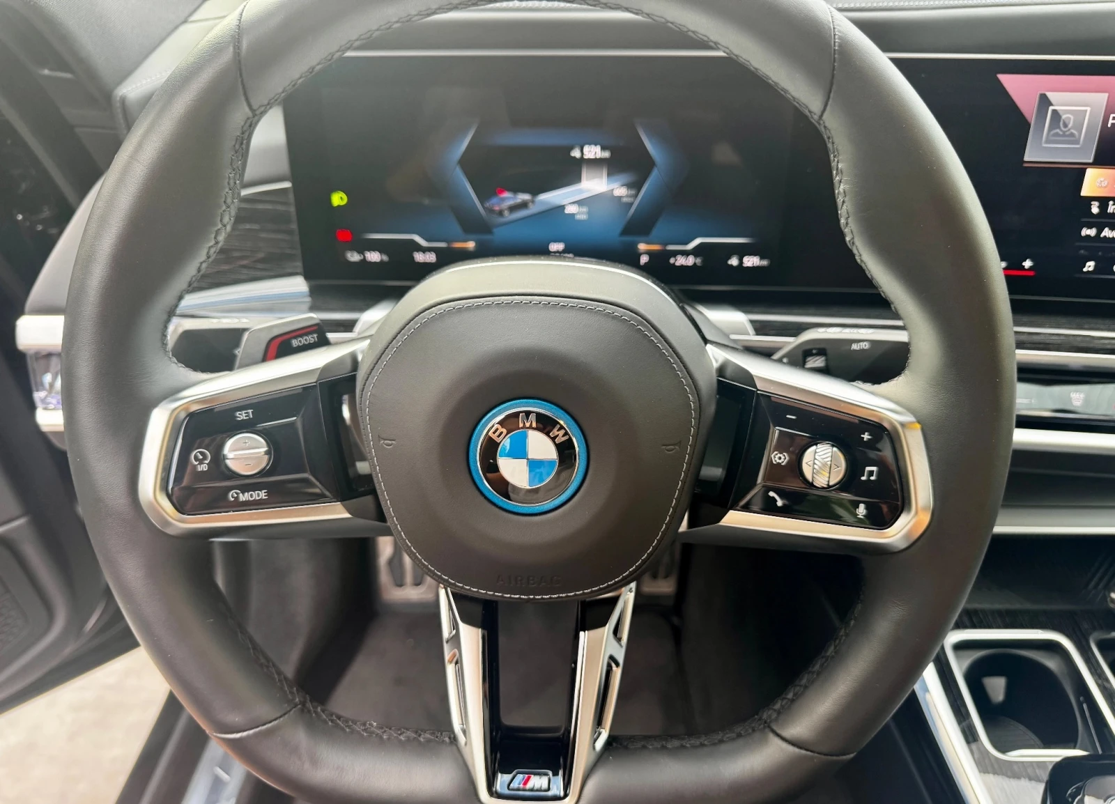 BMW i7 105.7 kWh xDrive60, снимка 6 - Автомобили и джипове - 56705276