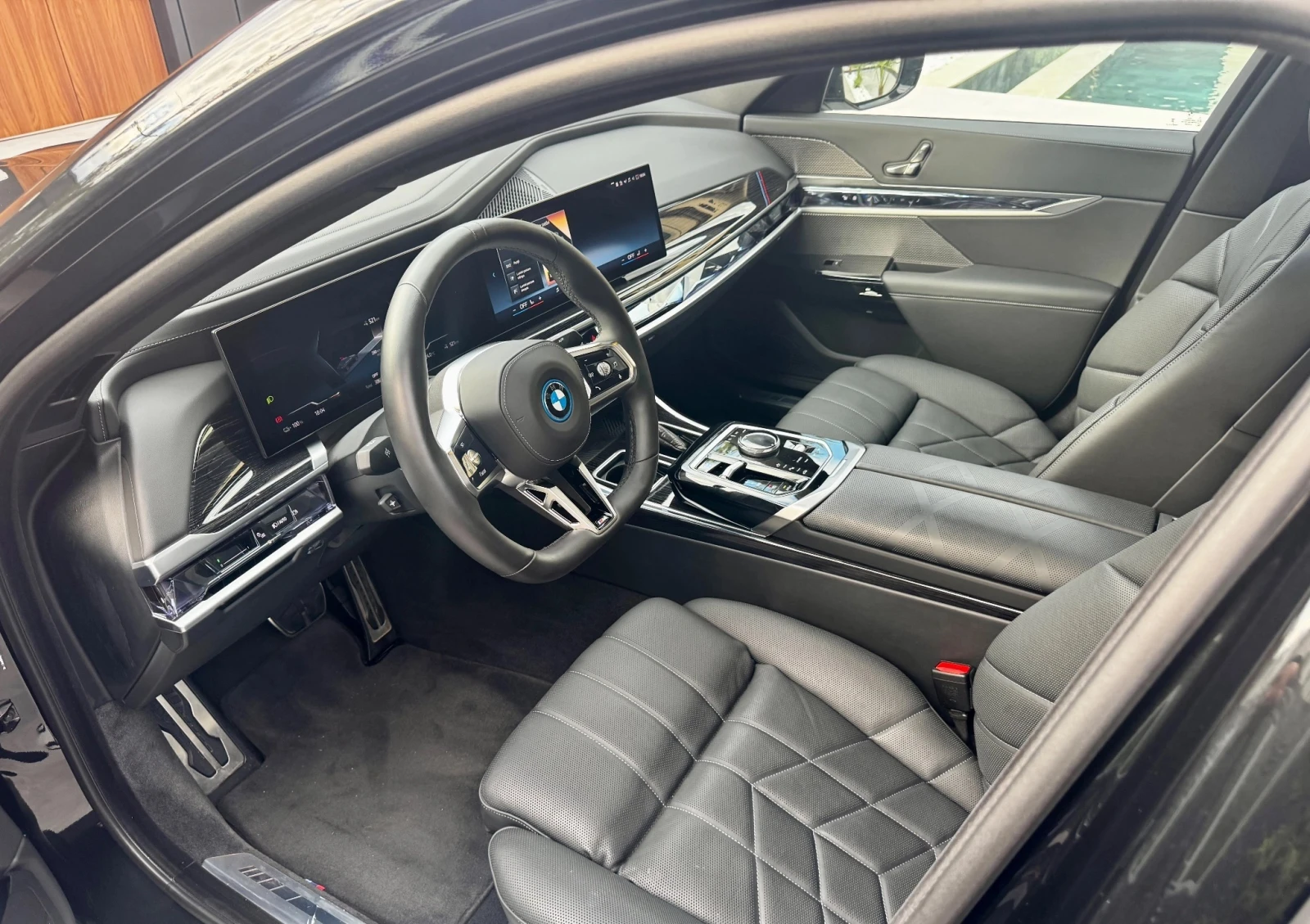 BMW i7 105.7 kWh xDrive60, снимка 7 - Автомобили и джипове - 56705276