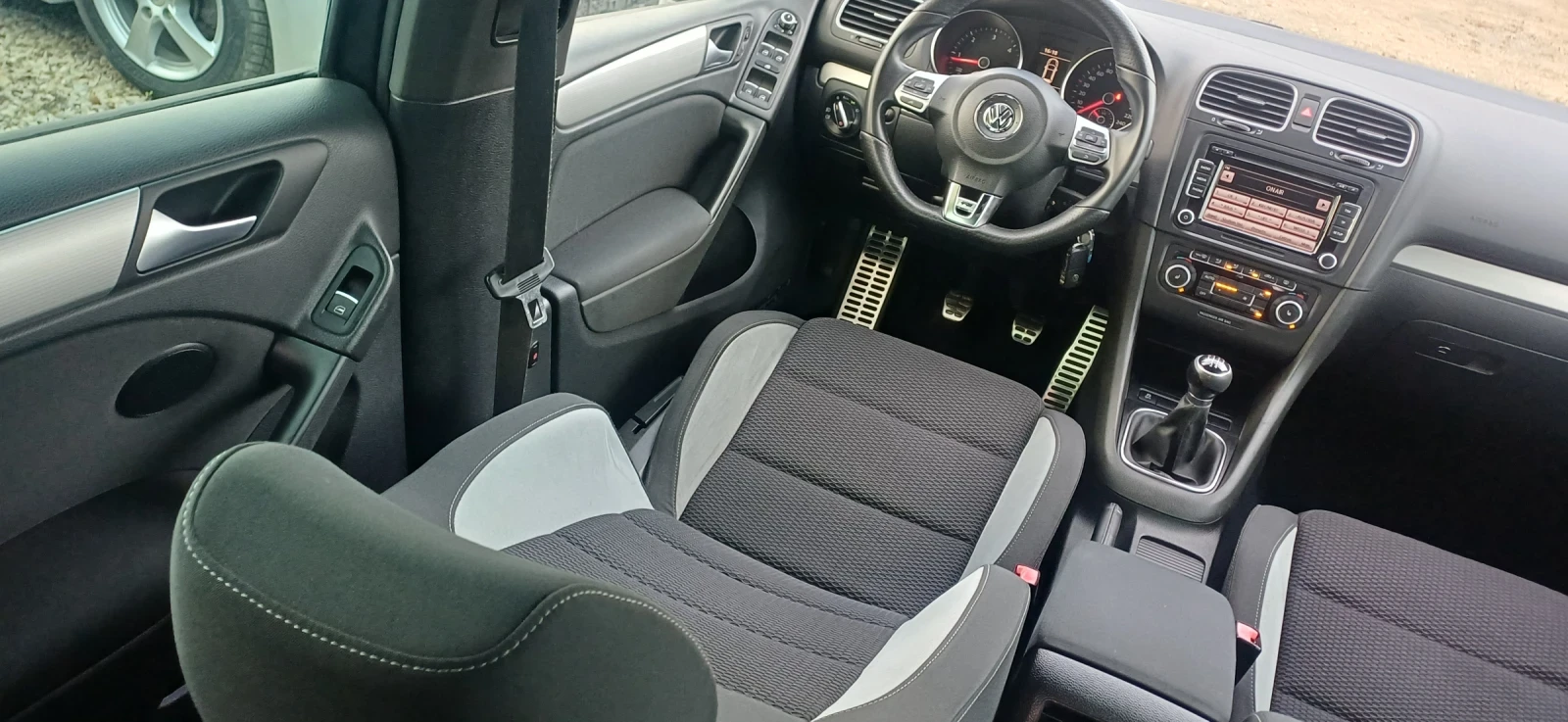 VW Golf R-LINE, снимка 12 - Автомобили и джипове - 56749283
