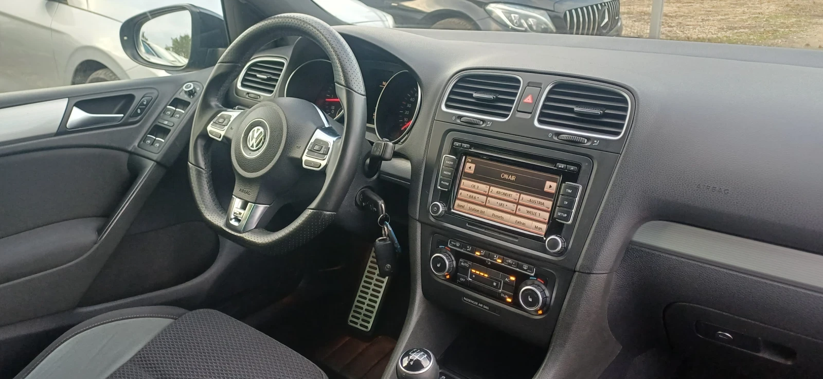 VW Golf R-LINE, снимка 8 - Автомобили и джипове - 56749283