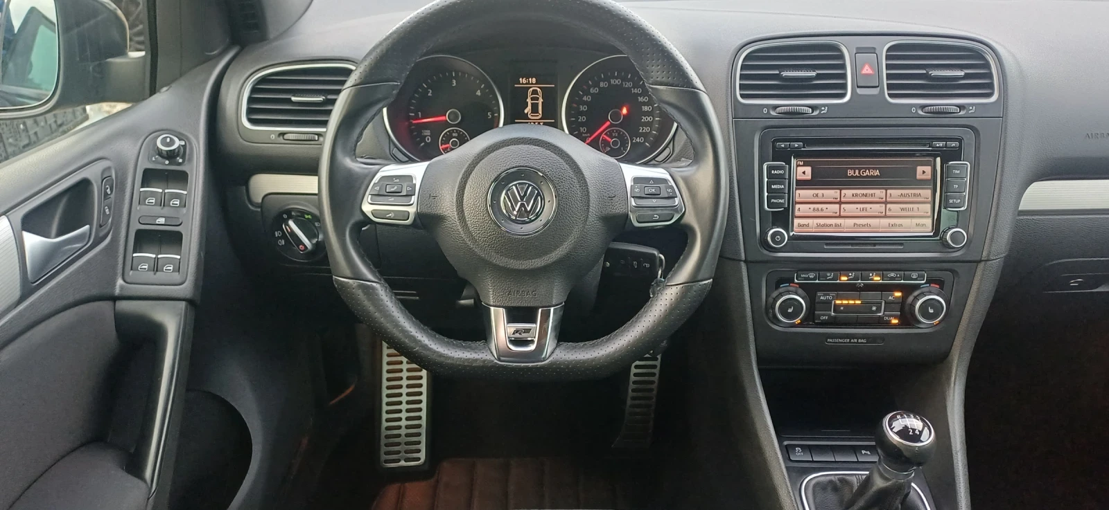 VW Golf R-LINE, снимка 14 - Автомобили и джипове - 56749283