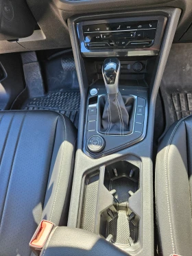 VW Tiguan 4MOTION DISTRONIC PANORAMA, снимка 10