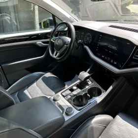 Обява за продажба на VW Touareg  V6 4MOTION R-Line ~79 200 лв. - изображение 9