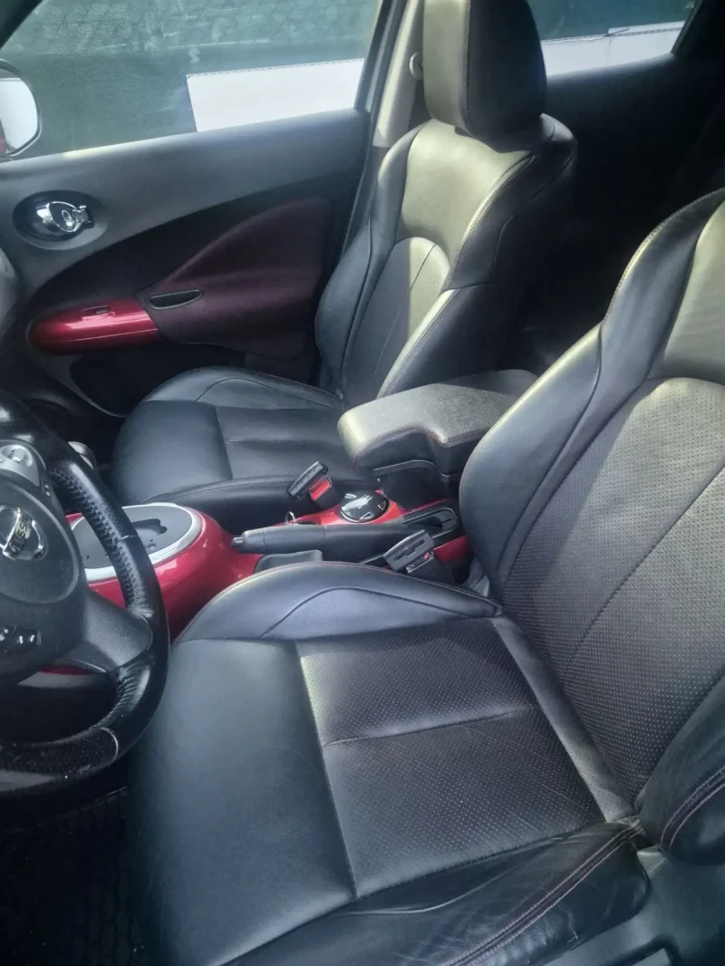 Nissan Juke 1.6 DIG-T 4X4 Automatic, снимка 9 - Автомобили и джипове - 52513983