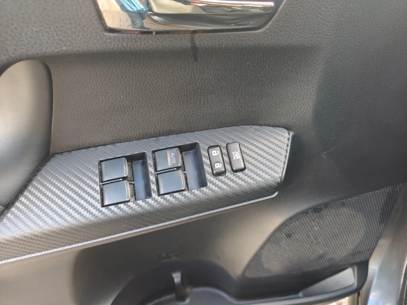 Toyota Rav4 4x4 2.2 D4D 150к.с 6 скорости , снимка 17 - Автомобили и джипове - 52565700