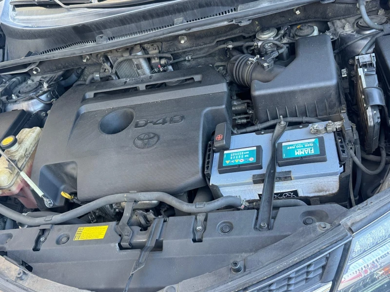 Toyota Rav4 4x4 2.2 D4D 150к.с 6 скорости , снимка 6 - Автомобили и джипове - 52565700