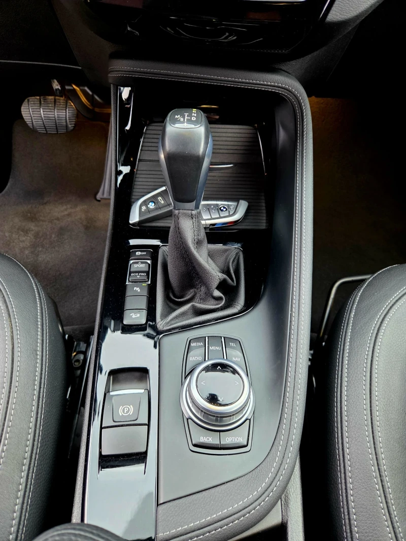BMW X1 X-drive, снимка 11 - Автомобили и джипове - 52990257