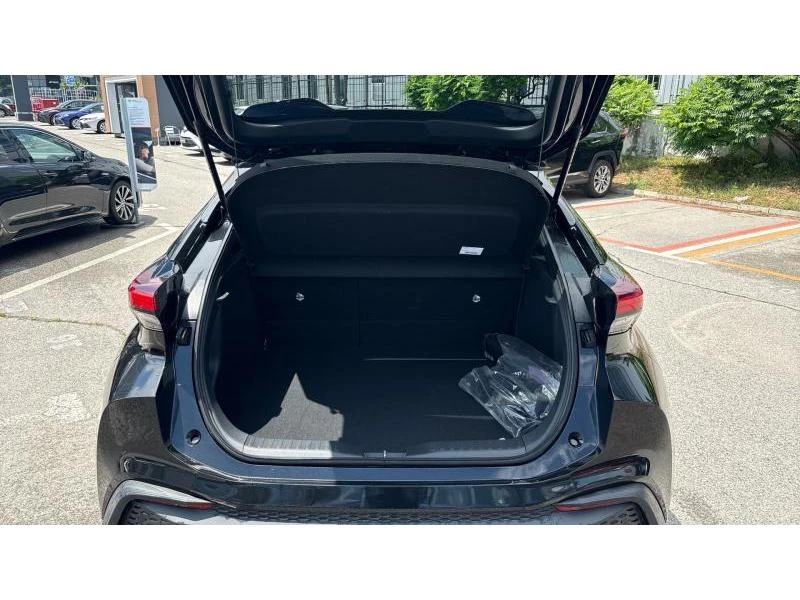 Toyota C-HR 1.8 HSD CLUB FWD, снимка 10 - Автомобили и джипове - 54844089