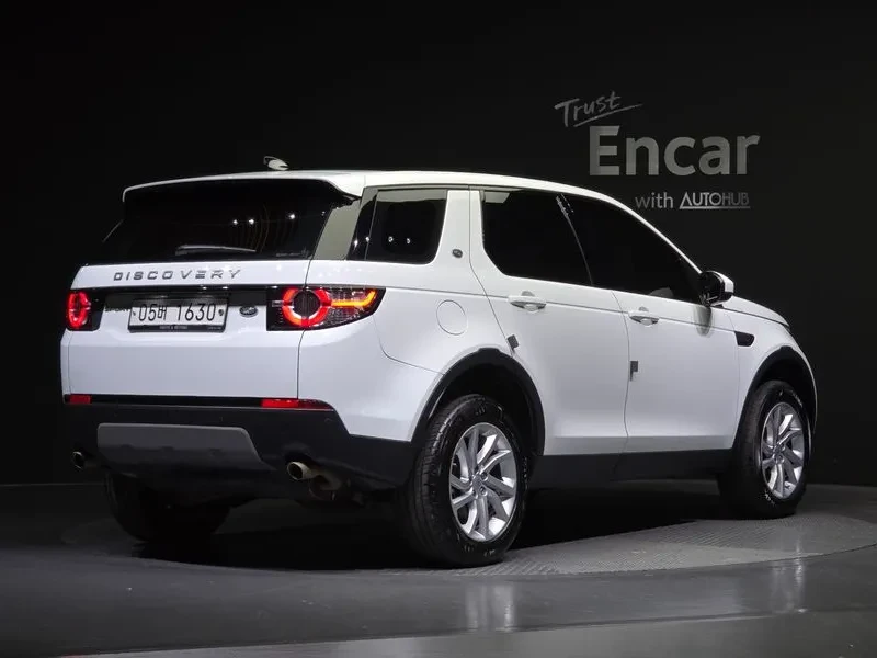Land Rover Discovery Sport 2.0 Td4 Se, снимка 2 - Автомобили и джипове - 55690967