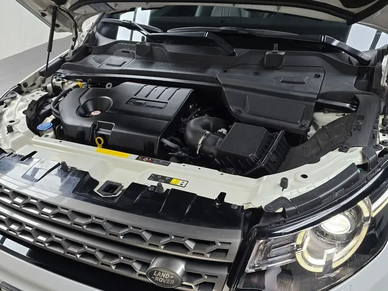 Land Rover Discovery Sport 2.0 Td4 Se, снимка 6 - Автомобили и джипове - 55690967
