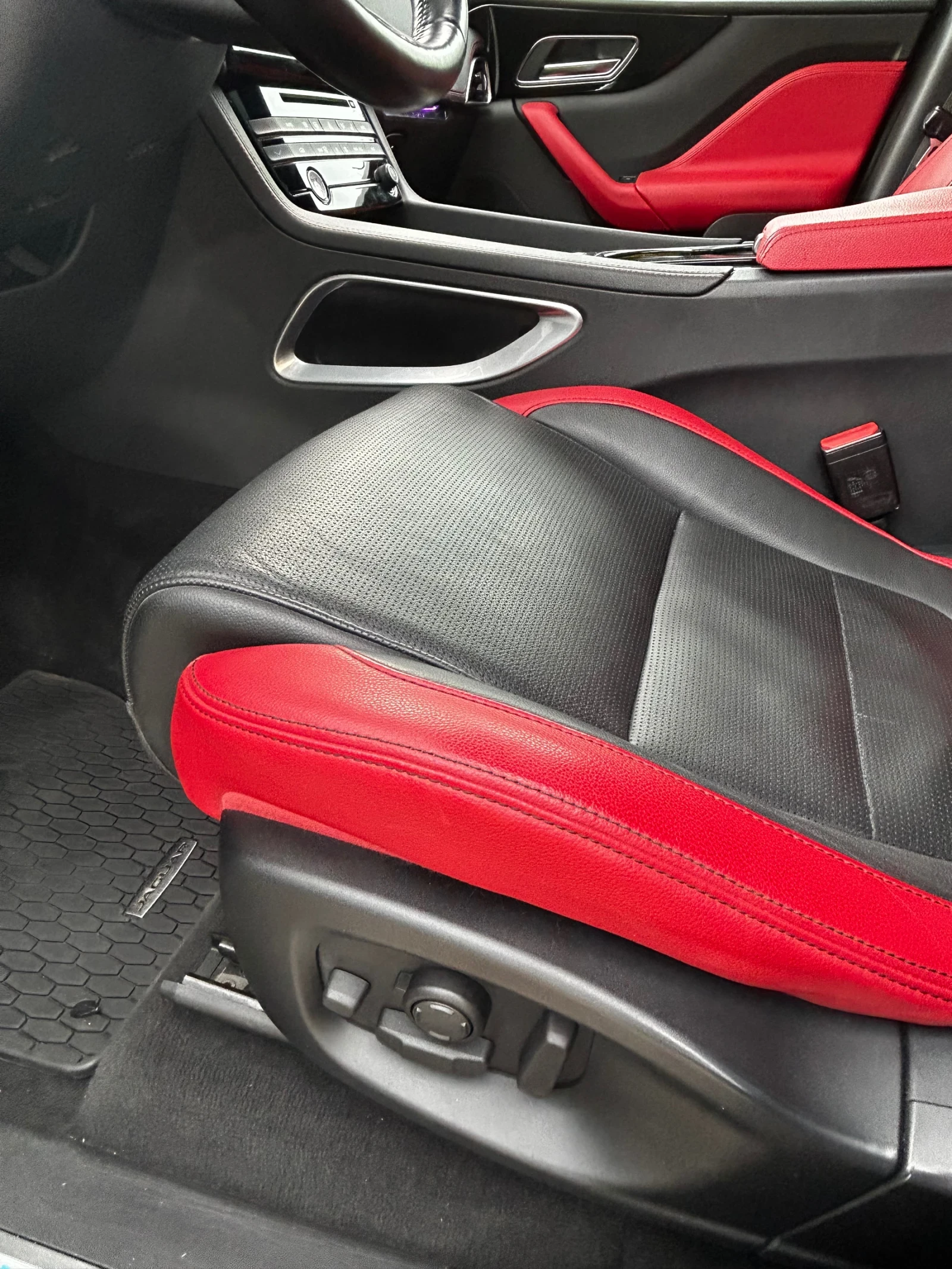 Jaguar F-PACE S 3.0 V6 | Mobile.bg   13