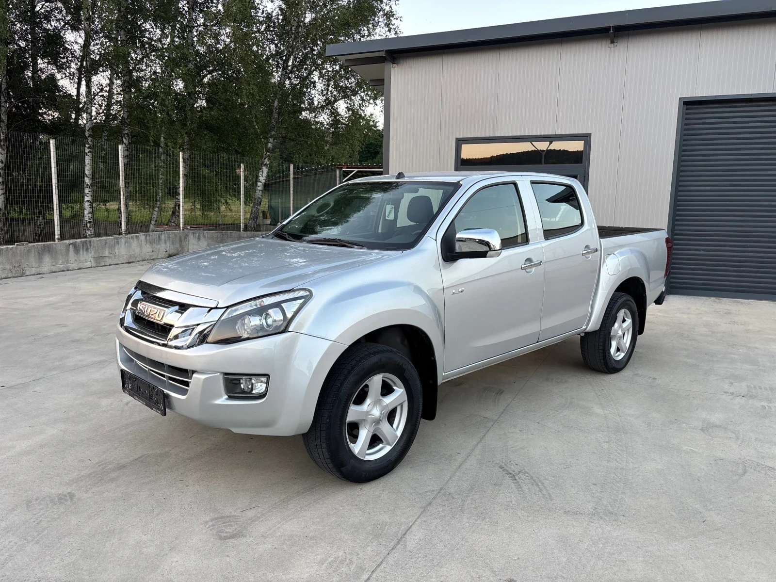 Isuzu D-max  - изображение 2