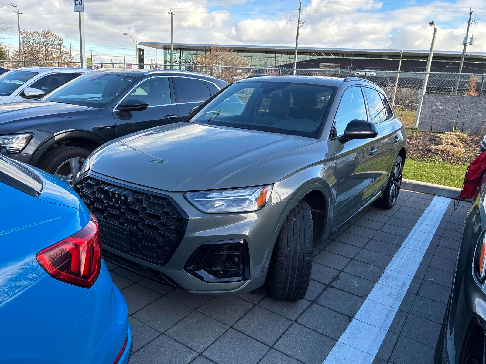 Audi Q5 * CARFAX *    | Mobile.bg   1