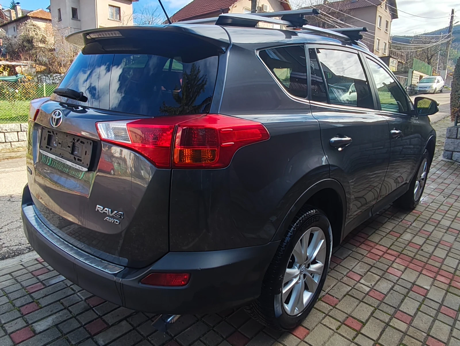 Toyota Rav4 4x4 2.2 D4D 150к.с  - изображение 2