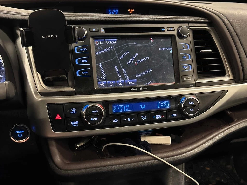 Toyota Highlander * XLE * CARFAX * БЕЗ ПЪРВОНАЧАЛНА ВНОСКА - изображение 9