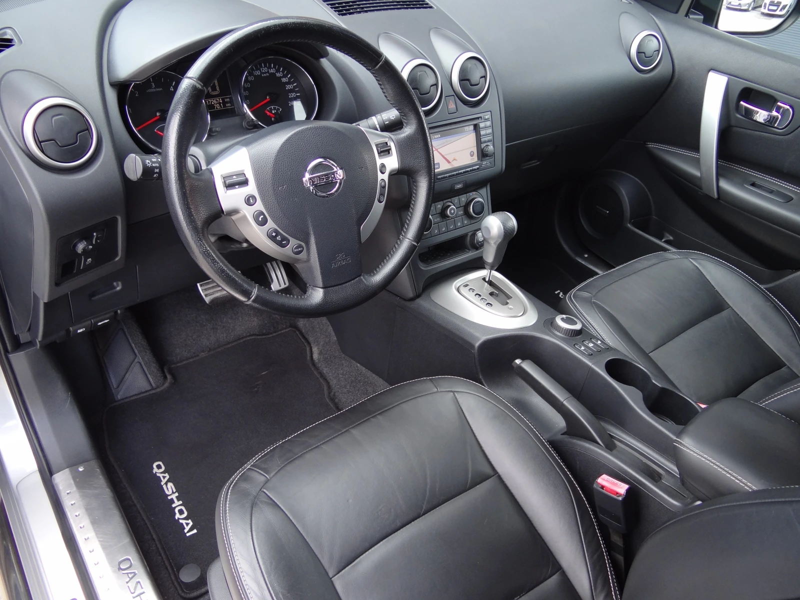 Nissan Qashqai 2.0dci/4x4/Auto/Koja/Navi/Camera360/Xenon/Panorama | Mobile.bg � ����������� 8