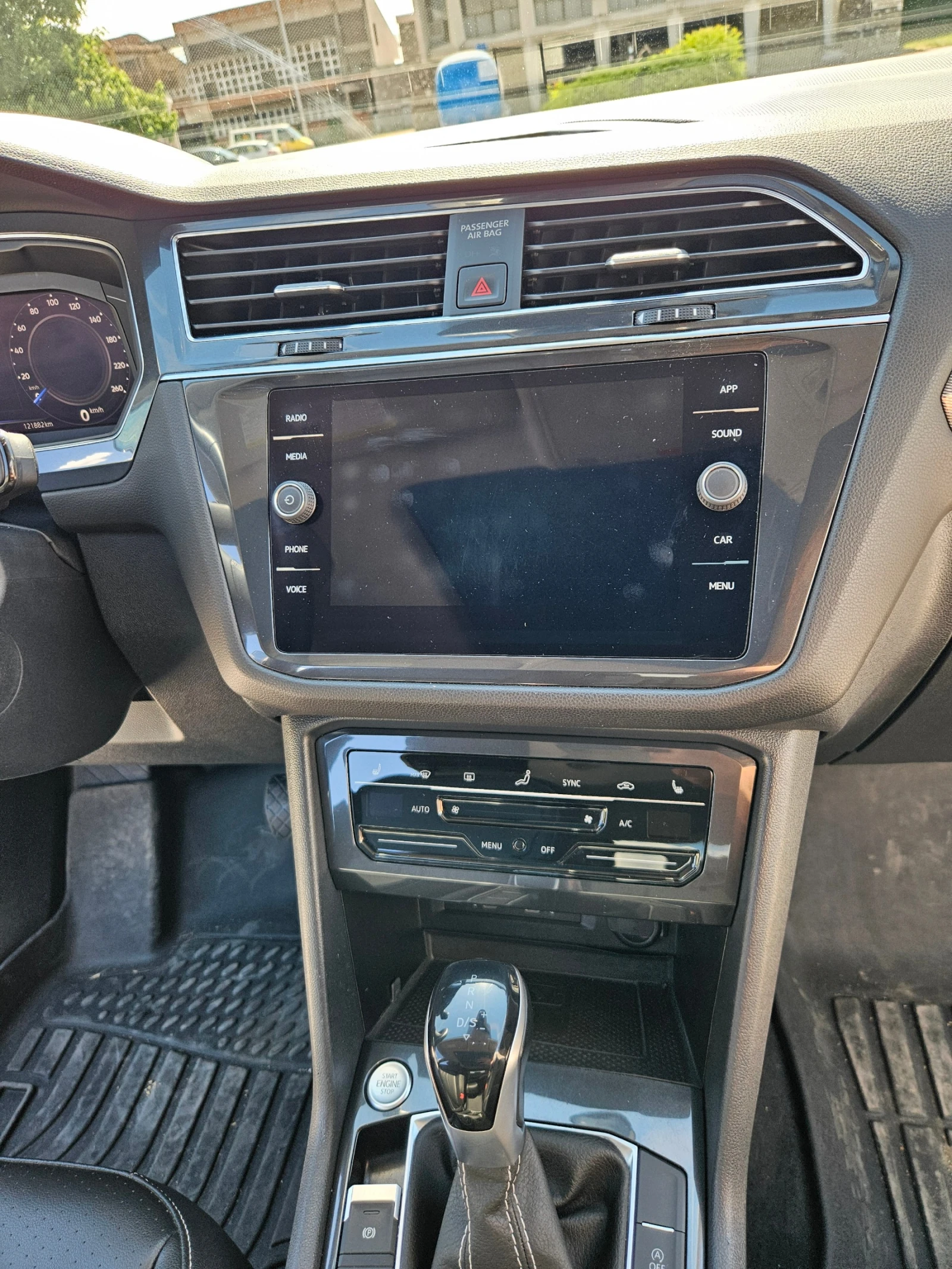 VW Tiguan 4MOTION DISTRONIC PANORAMA, снимка 11 - Автомобили и джипове - 55194817