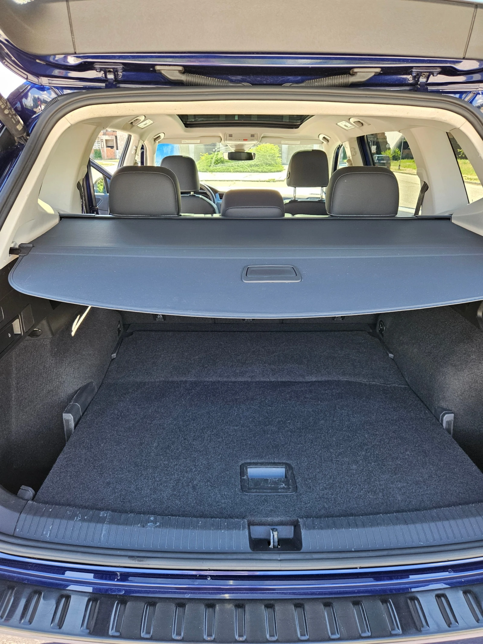 VW Tiguan 4MOTION DISTRONIC PANORAMA, снимка 8 - Автомобили и джипове - 55194817