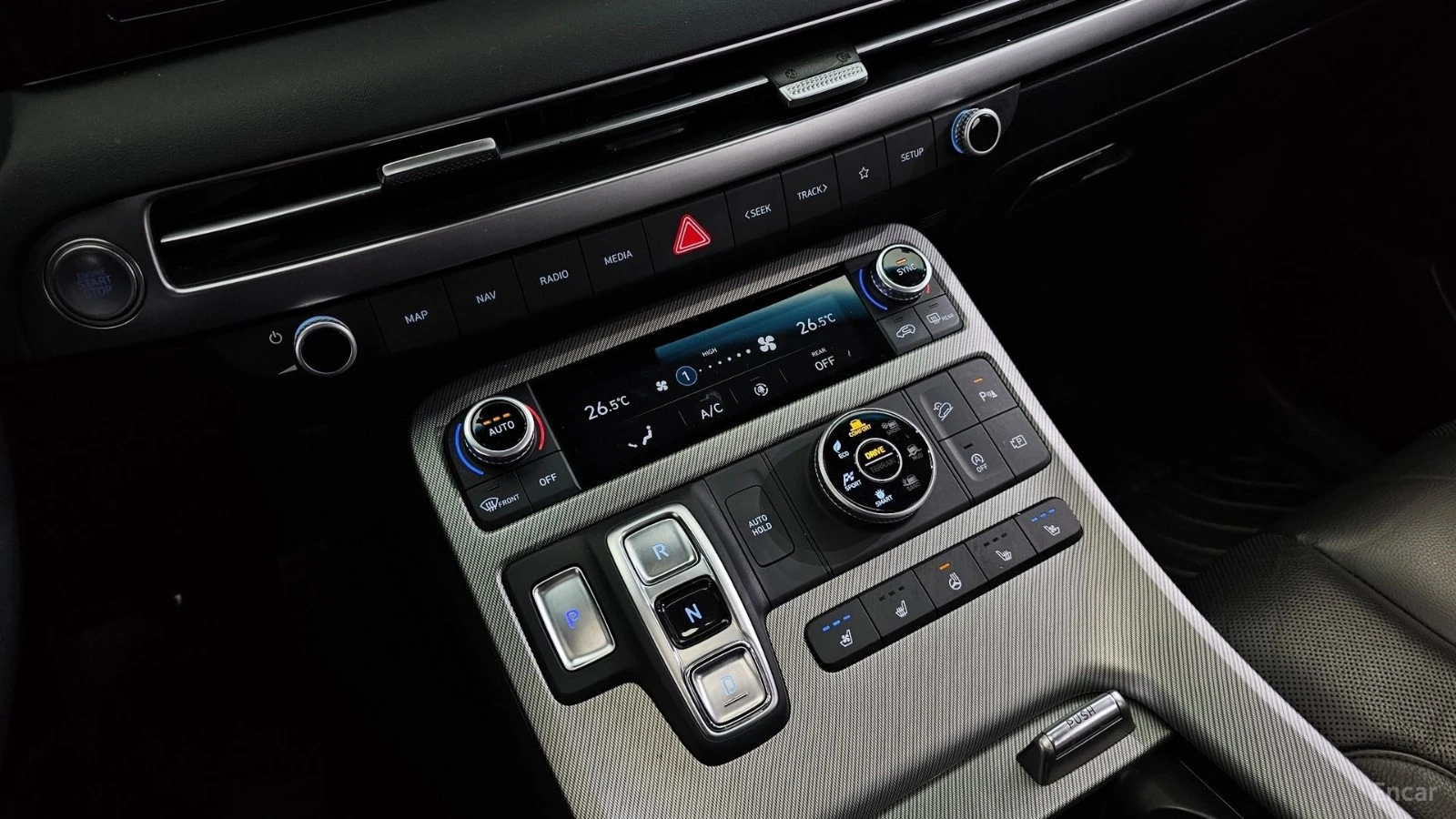 Hyundai Palisade PRESTIGE/3.8T/DRIVE-ASSISTS/HEAD-UP, снимка 10 - Автомобили и джипове - 55433648