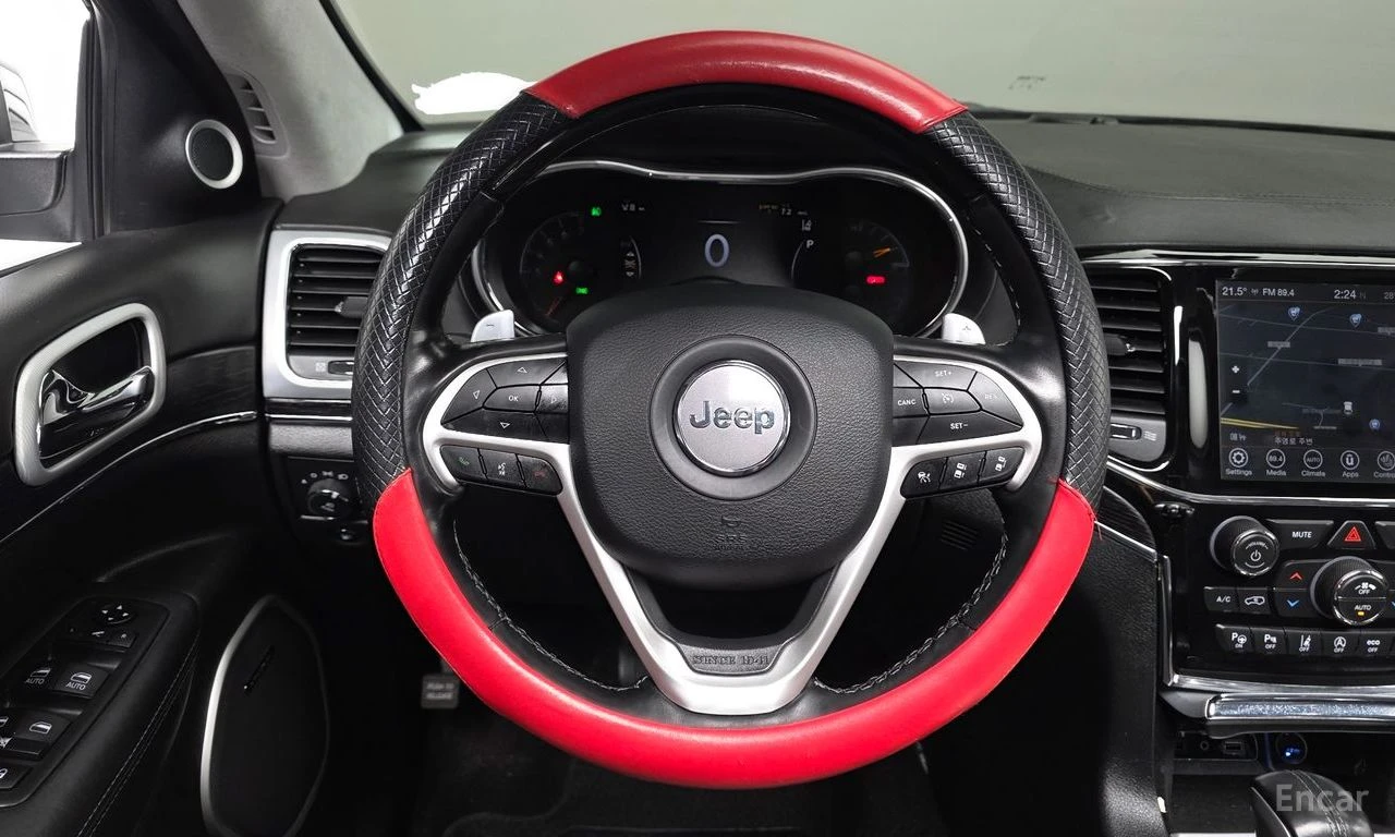 Jeep Grand cherokee 3.6* V6* 8ZF* SUMMIT* ДИСТРОНИК* ОБДУХВАНЕ* LANE* , снимка 7 - Автомобили и джипове - 55522431