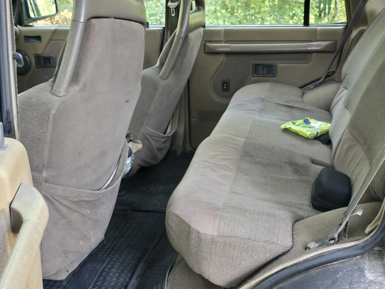 Land Rover Discovery, снимка 7 - Автомобили и джипове - 55949534