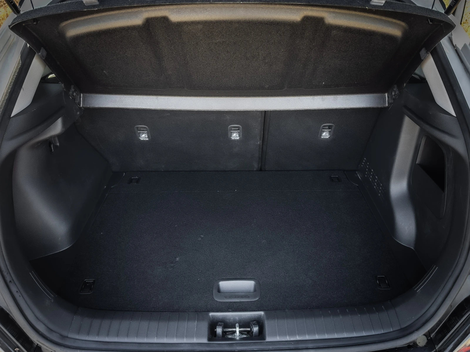 Hyundai Kona 2.0MPI, снимка 17 - Автомобили и джипове - 55989860
