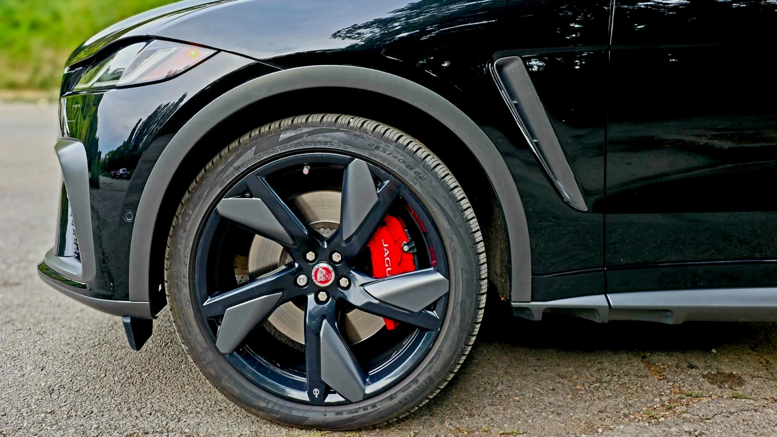 Jaguar F-PACE SVR P550 Facelift , снимка 9 - Автомобили и джипове - 56168382