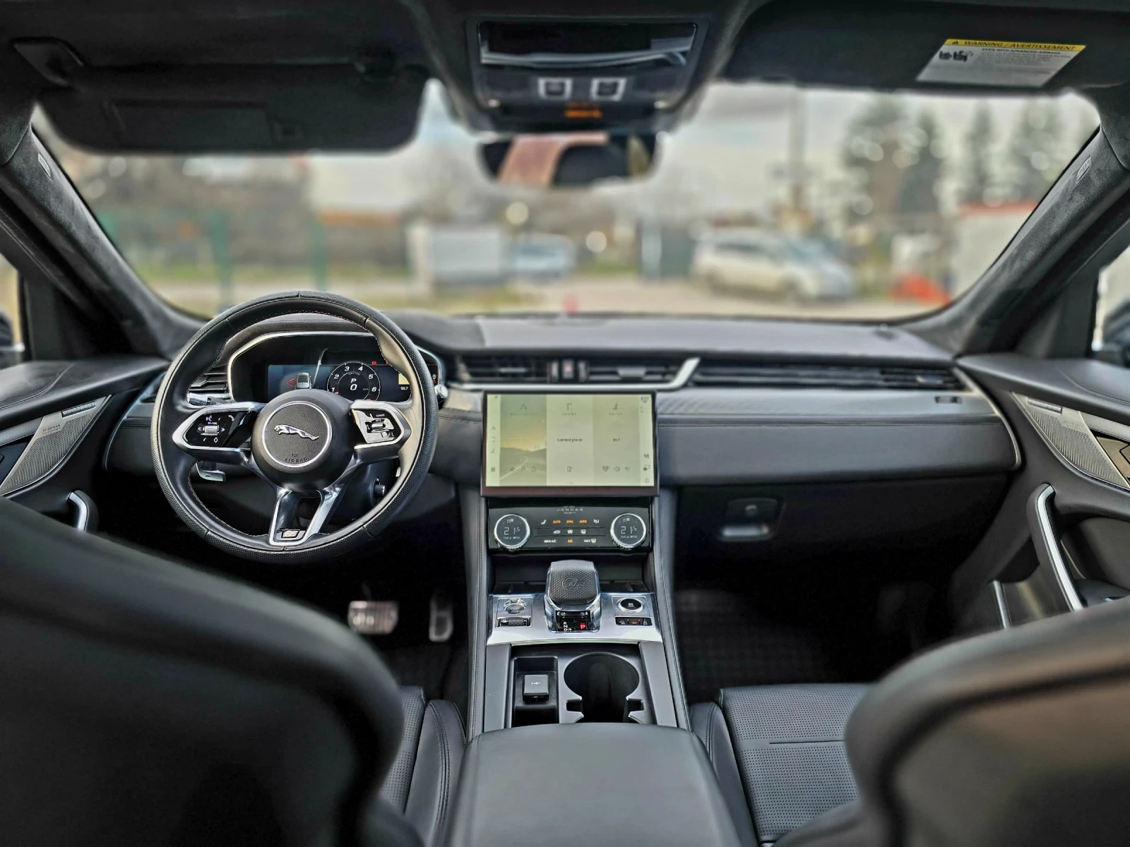 Jaguar F-PACE SVR P550 Facelift , снимка 11 - Автомобили и джипове - 56168382