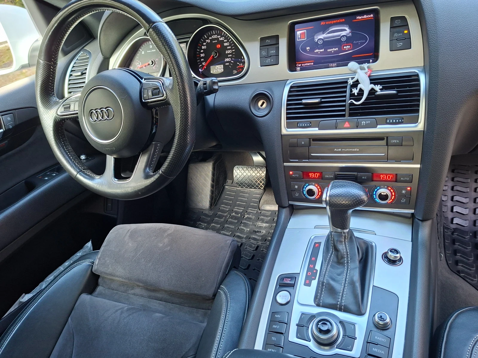 Audi Q7, снимка 7 - Автомобили и джипове - 56439827