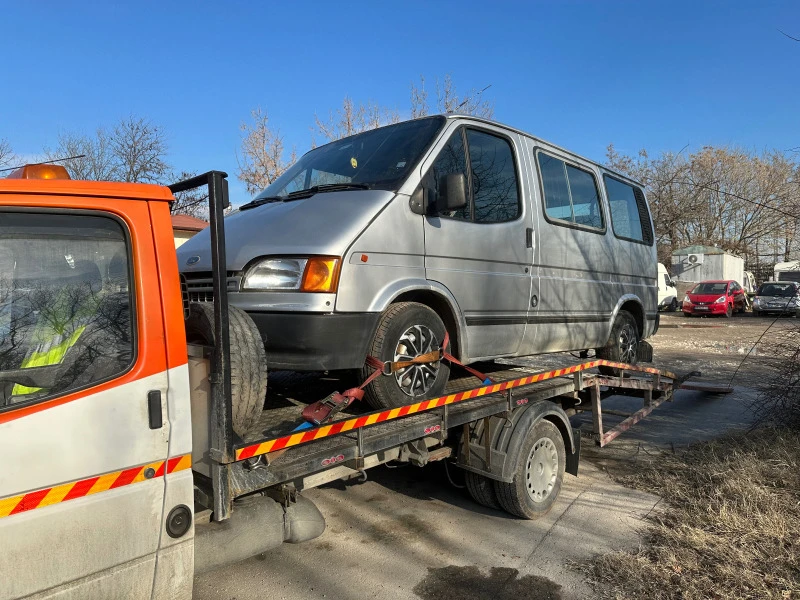 Ford Transit Автовоз, снимка 2 - Бусове и автобуси - 46548044