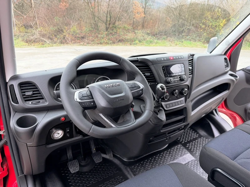 Iveco Daily 3.0* ХЛАДИЛЕН-20* ТОК* 4.10м* КЛИМА* ВЪЗ.ВЪЗГЛАВНИ, снимка 10 - Бусове и автобуси - 52148418