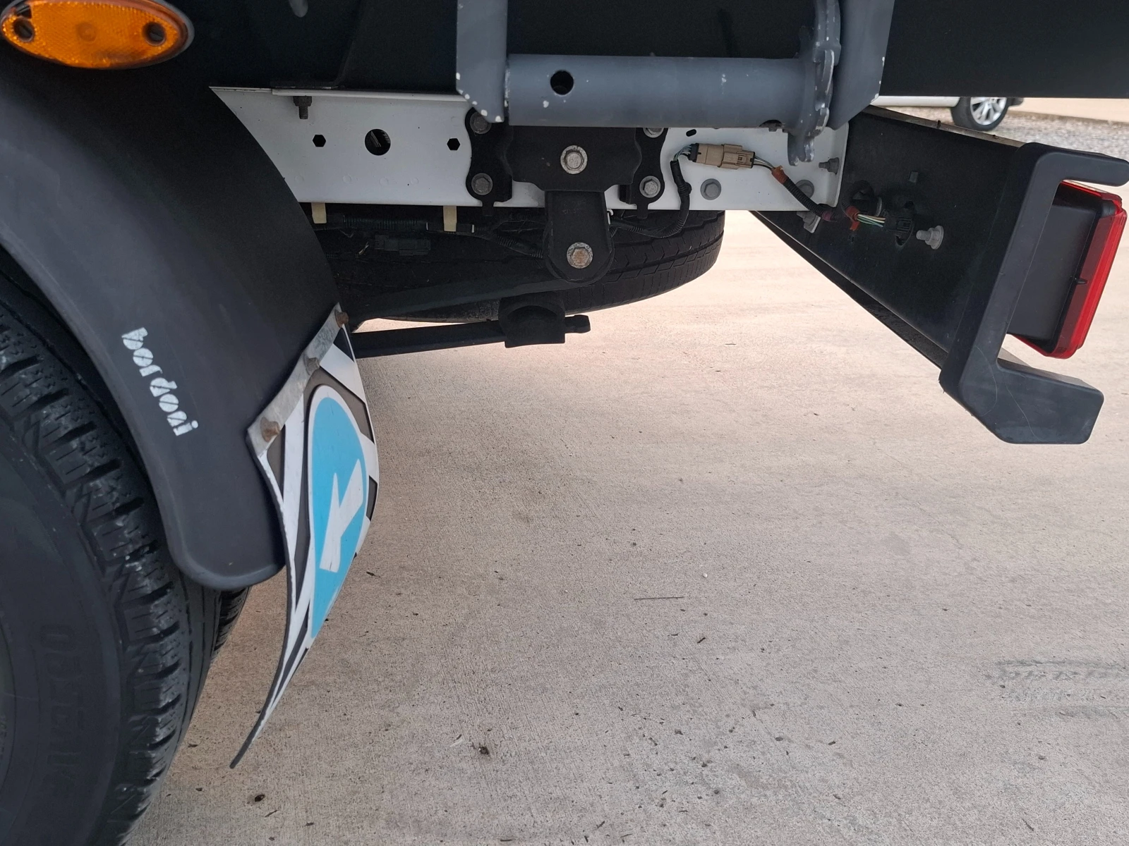 Ford Transit До3.5т/Euro6B/Климатик - изображение 10